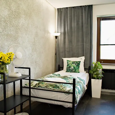 Na Zatorskiej By Housine Apartment